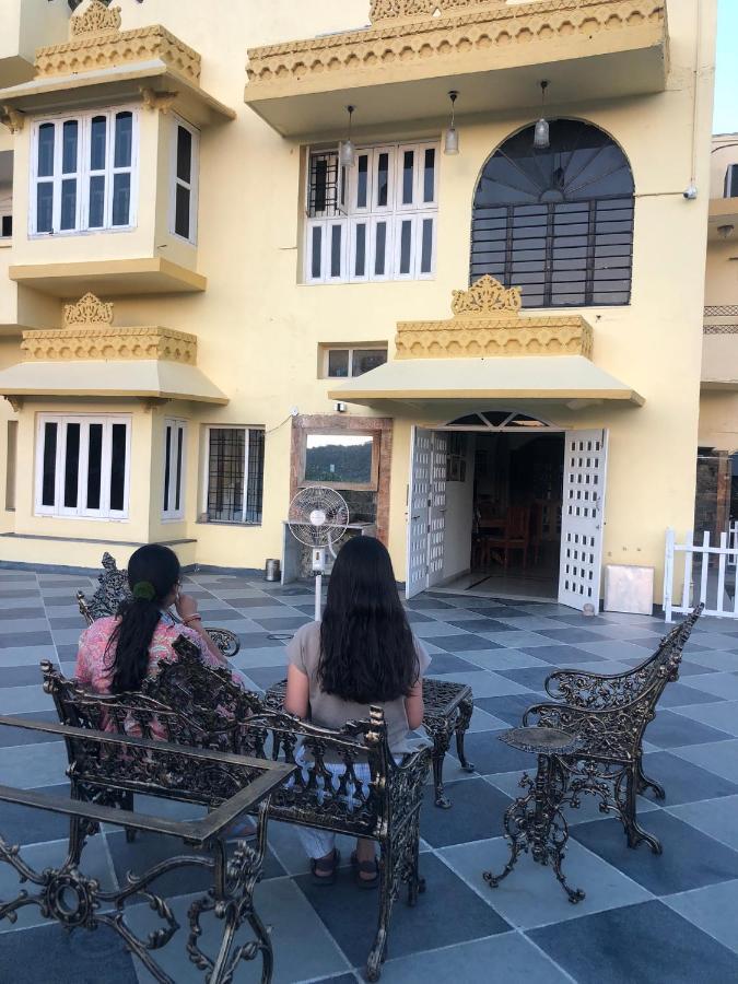 Jai Villa Homestay Udaipur Eksteriør bilde