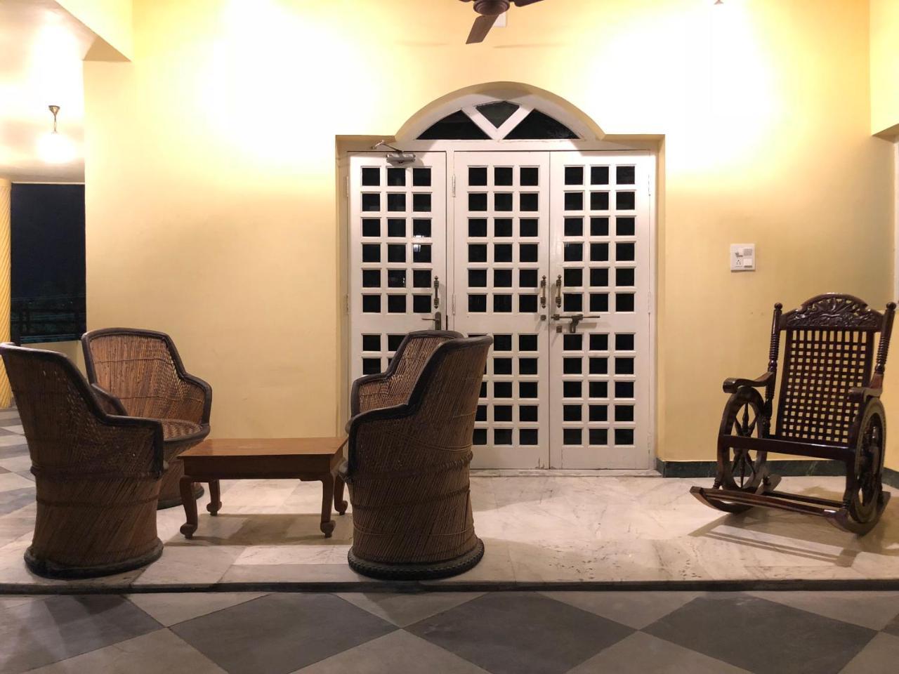 Jai Villa Homestay Udaipur Eksteriør bilde